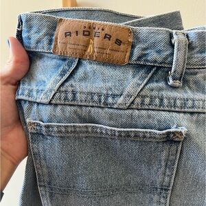 Riders by Lee vintage 28” jeans unique back detail